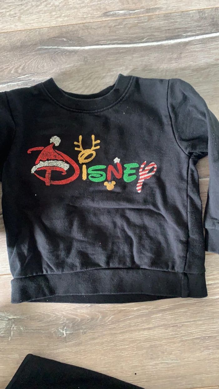 Pull Disney noël 98/104 3ans