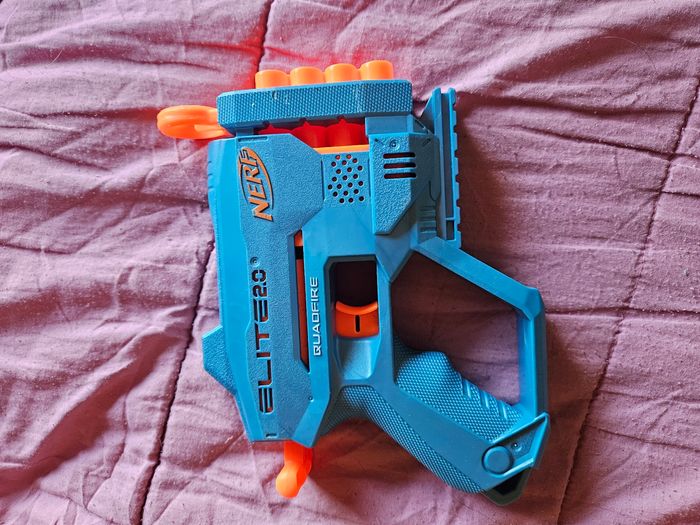 Pistolet nerf