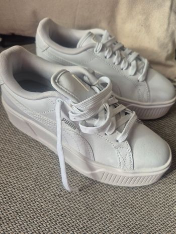 Sneakers Oversize paillettes noires p.40 – Alexander Mcqueen