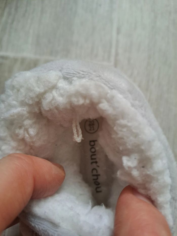 Chaussons fourrés 20-21 Bout'chou - comme neufs - photo numéro 4