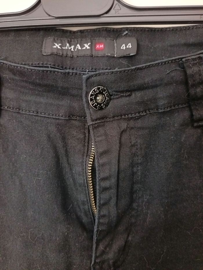 Jean femme noir T 44 - photo numéro 2