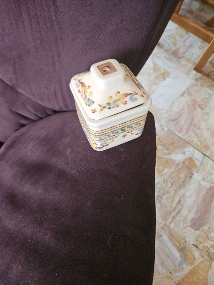 Petit pot ou bonbonnière vintage - photo numéro 7