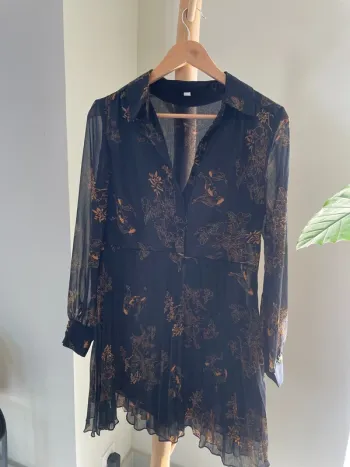 Robe noire à motifs inspiration japonais
