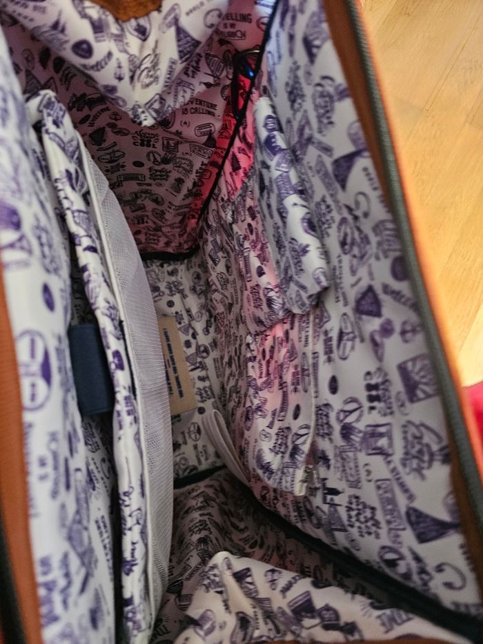 Lot cabaia totbag 10 ans plus sac L bogotta plus 2 pochettes et pochettes latérales offertes - photo numéro 3