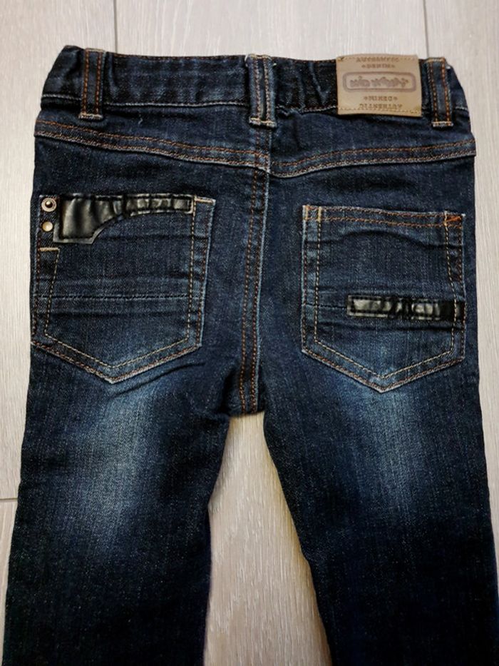 Jeans bleu foncé. Garçon 24 mois. Marque Kidkanai - photo numéro 3