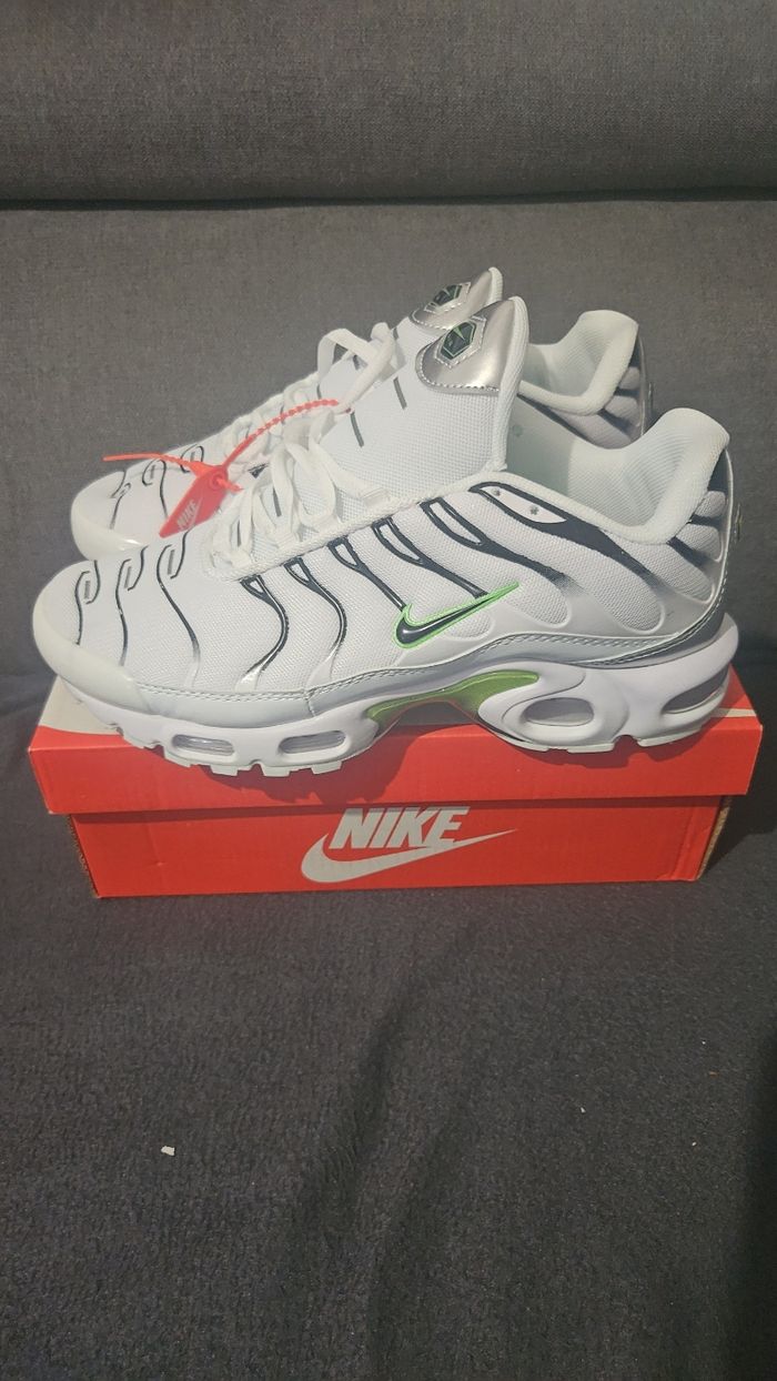 Basket nike tn neuf - photo numéro 3