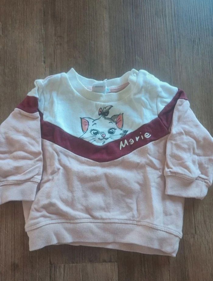 Sweat disney 6 mois