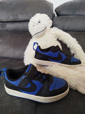 Basket Nike taille 28