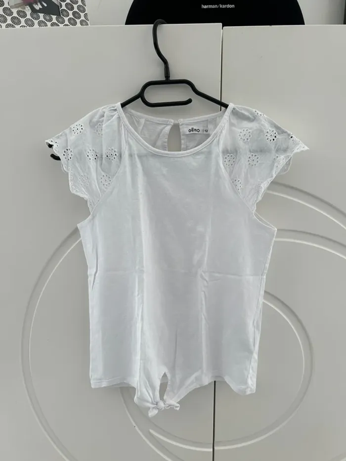 T-shirt taille 12 ans