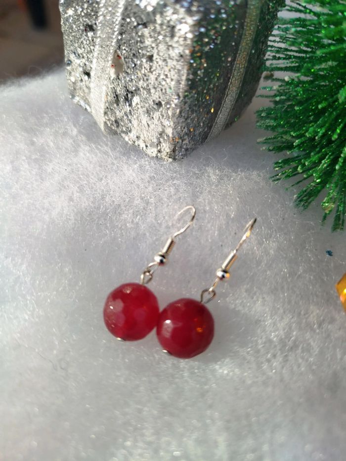 Boucles d'oreilles en Jade Rouge Naturelle - photo numéro 2