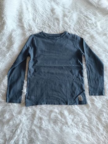 Tshirt manches longues T. 8 ans Kiabi