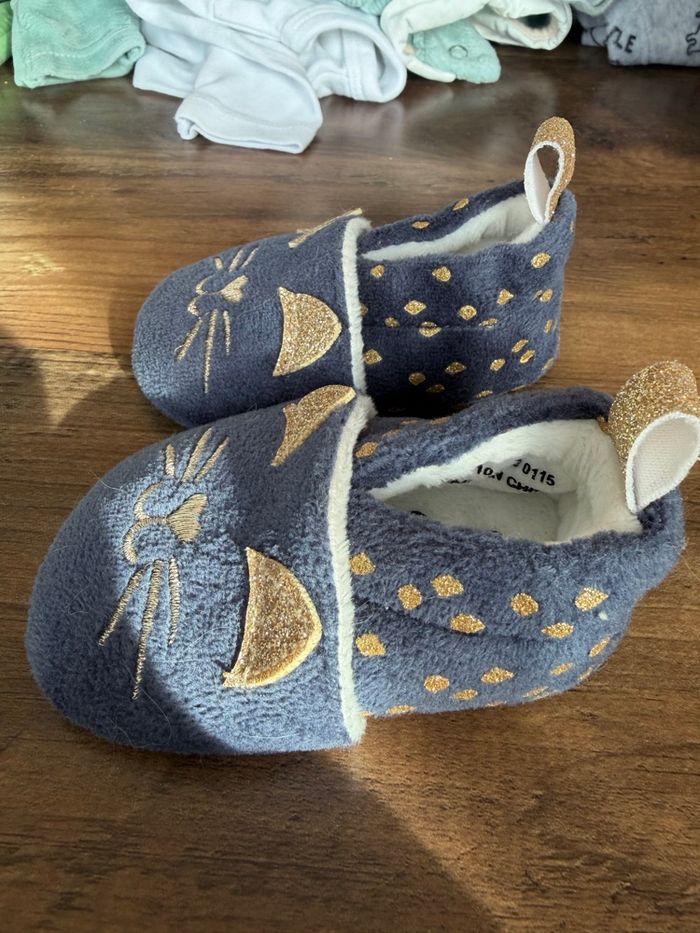 Chaussons bébé 0-3 mois - photo numéro 2
