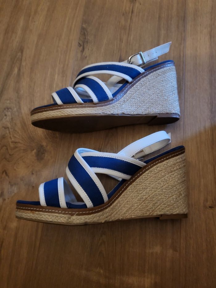 Escarpin compenser - photo numéro 2