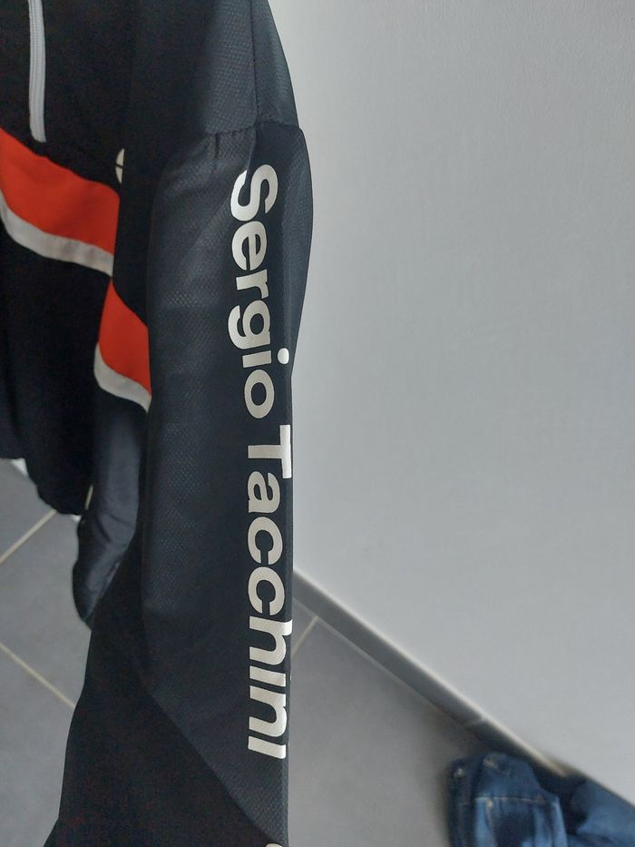 Pull à capuche Sergio tacchini 14 ans - photo numéro 2