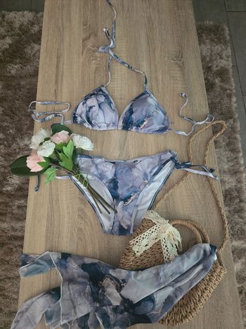Bikini + paréo tons bleus lilas doré taille M