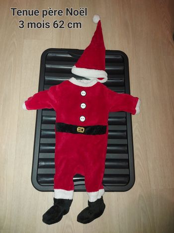 Tenue Noël pyjama et bonnet 3 mois