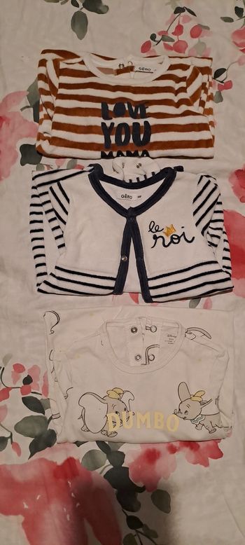 Lot pyjamas 9 mois