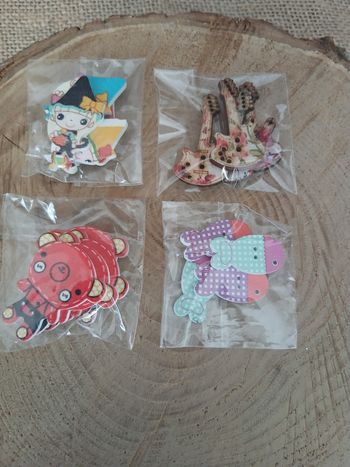 Lot de 4 sachets de boutons en bois