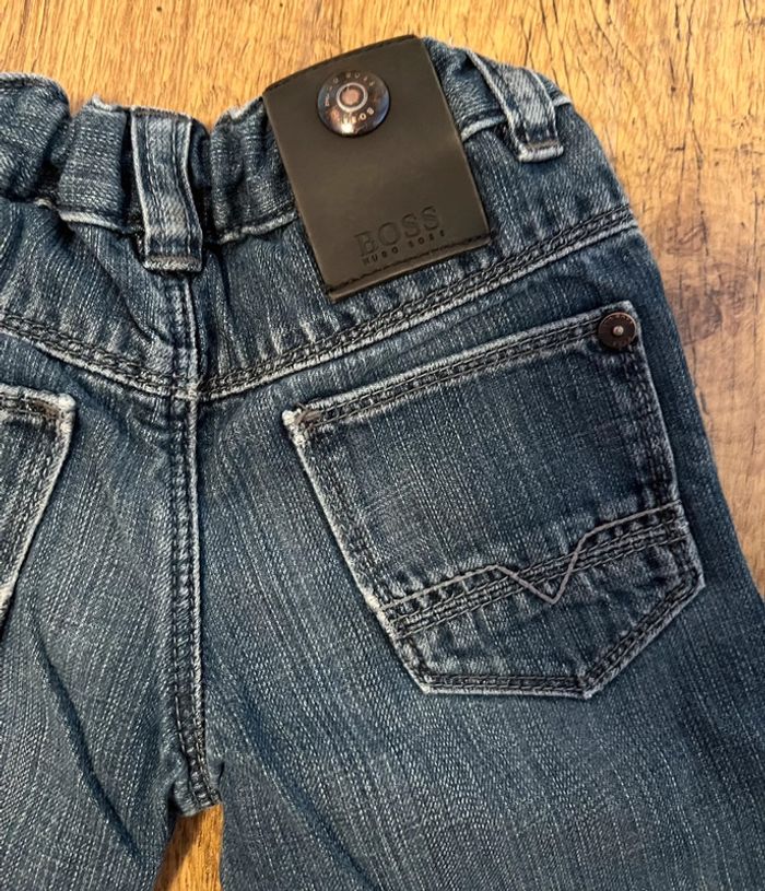 Jean Hugo Boss 4 ans - photo numéro 3