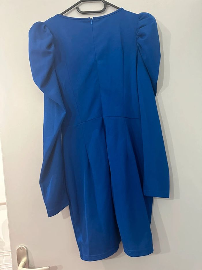 Petite robe bleu taille M shein - photo numéro 2