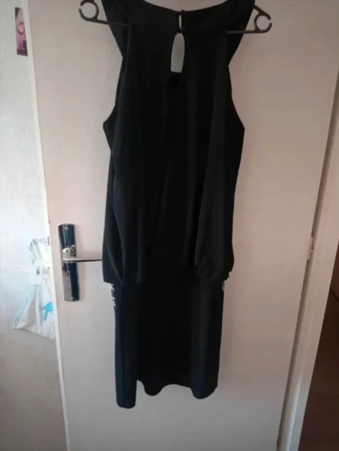 Robe de soirée sans manches noir - photo numéro 3