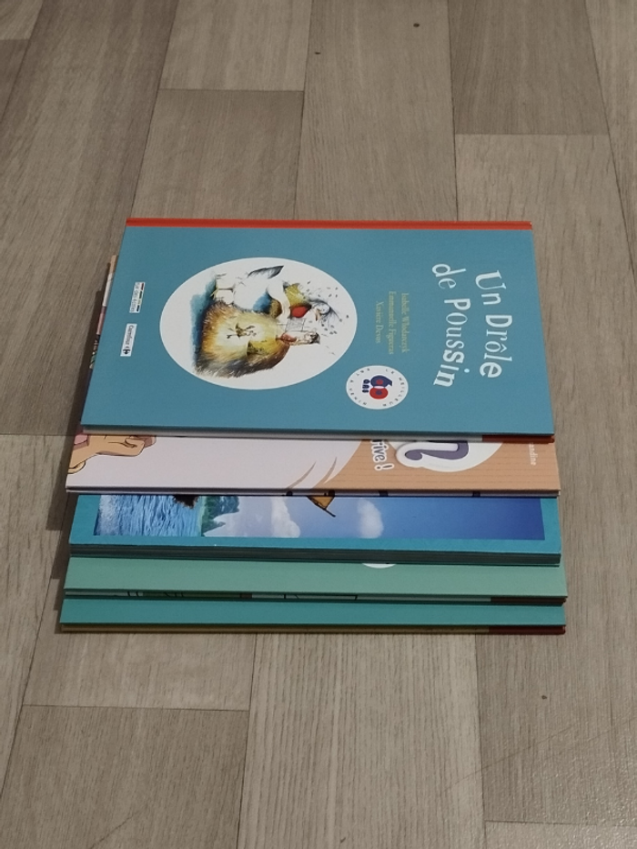 Lot de 5 livres illustrés et bandes dessinées enfant dès 6 ans L103 - photo numéro 3