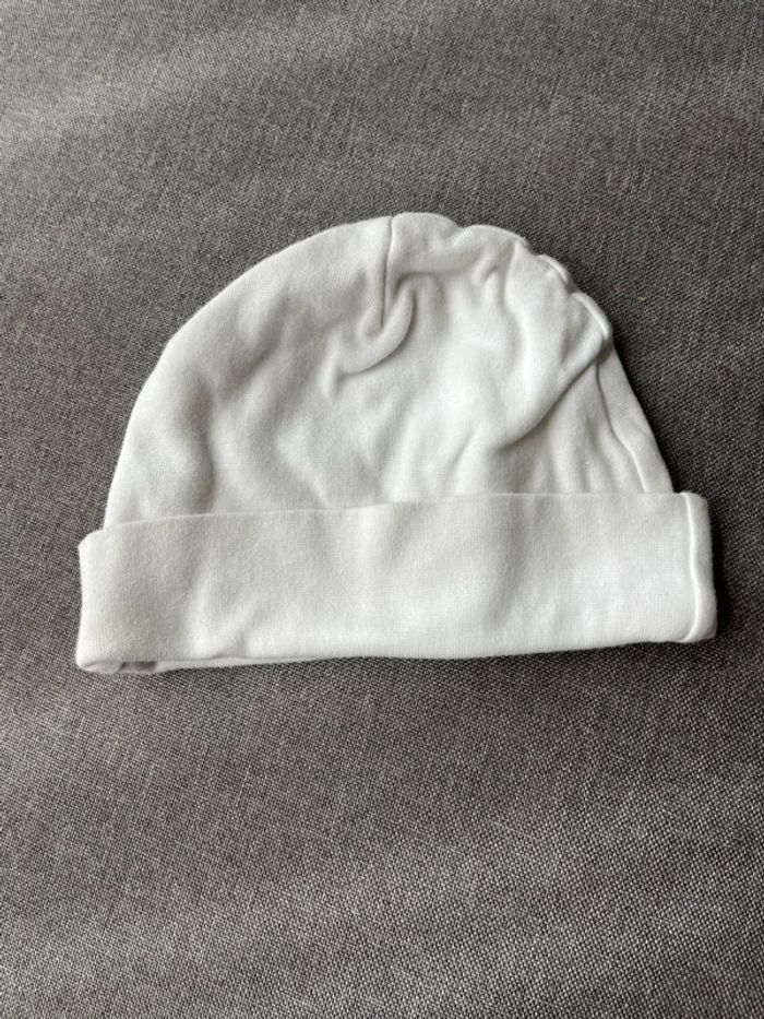 2 bonnets bébé - photo numéro 4