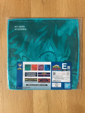My Hero Academia – Serviette Izuku Midoriya Ichiban Kuji Fight On! 25 x 25 cm