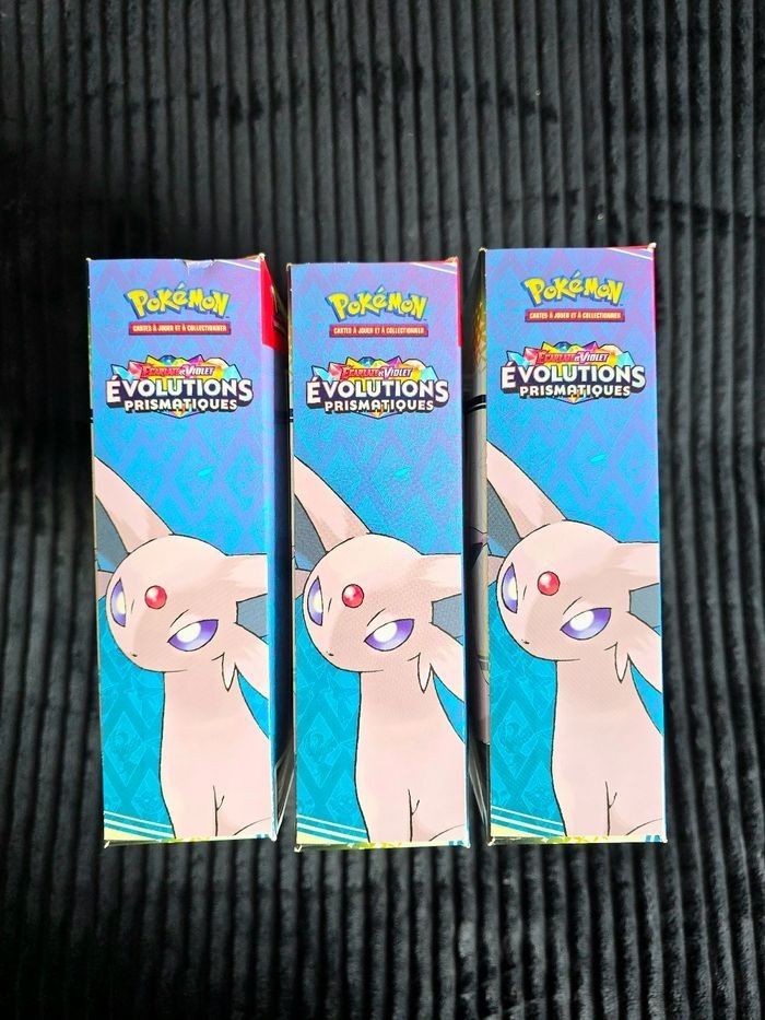 Lot de 3 Coffrets Collection Pokémon – Figurine Évolutions Prismatiques EV8.5 - photo numéro 6