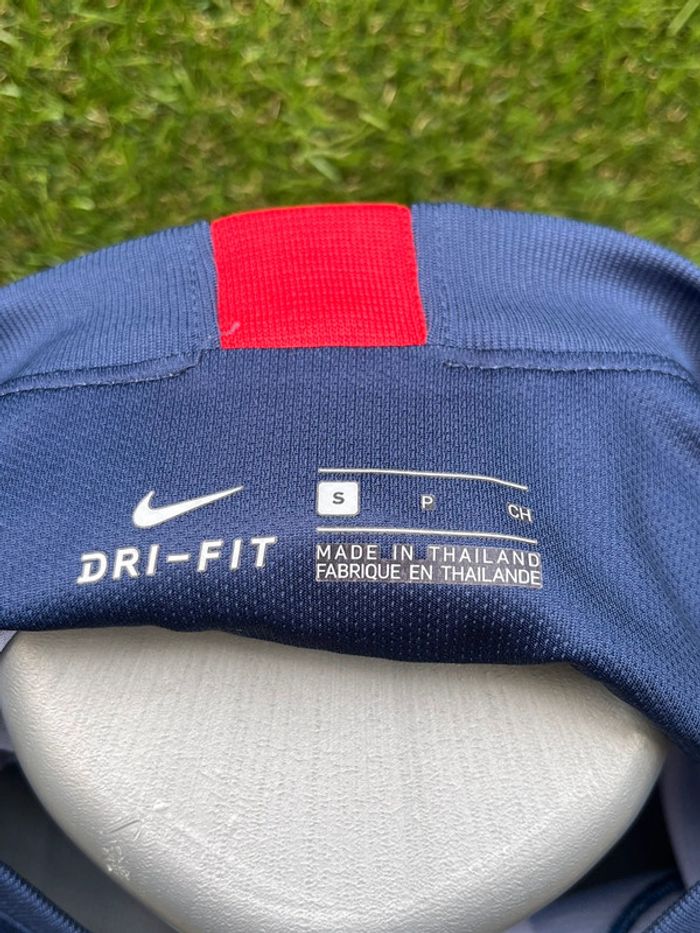 Maillot Neymar PSG - photo numéro 12