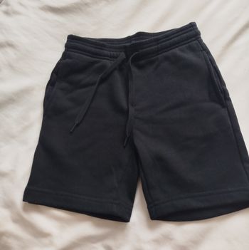 Short noir