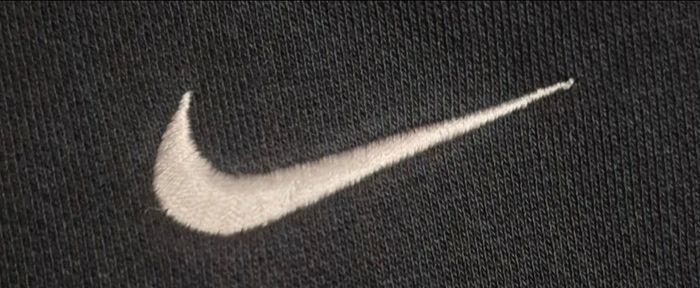 Sweat Nike noir taille M - photo numéro 4