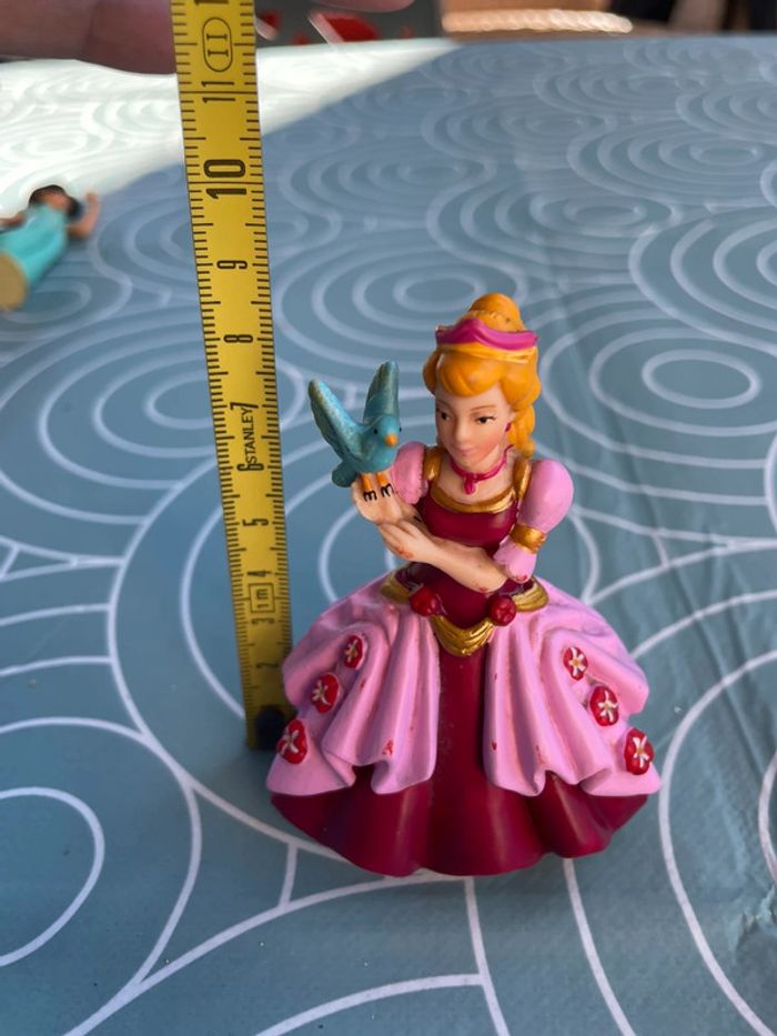 Figurine princesse - photo numéro 3