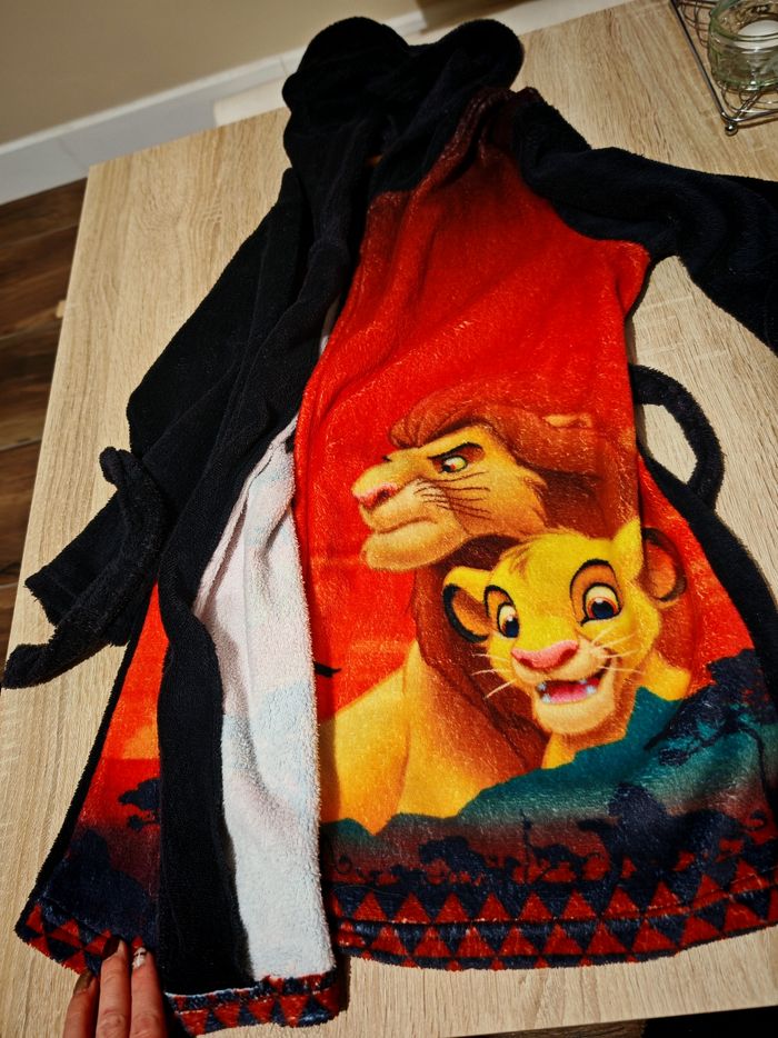 Robe de chambre 8 ans le roi lion - photo numéro 3