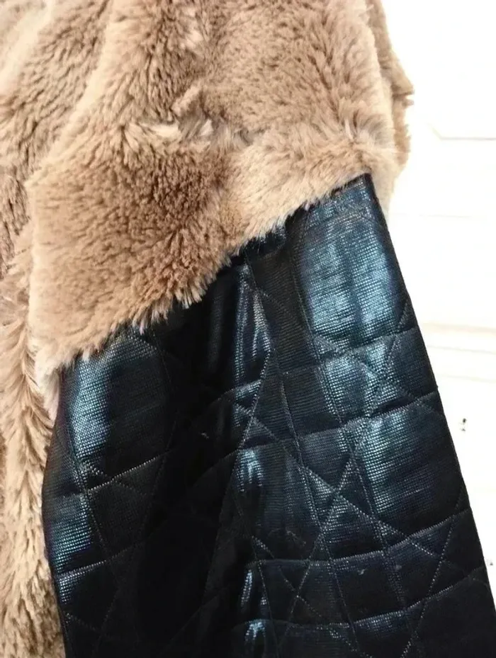 AccueilFemmesVêtementsSweats et sweats à capucheSweatsPulls col VMon dressing Pulls col V Dressing d - photo numéro 2