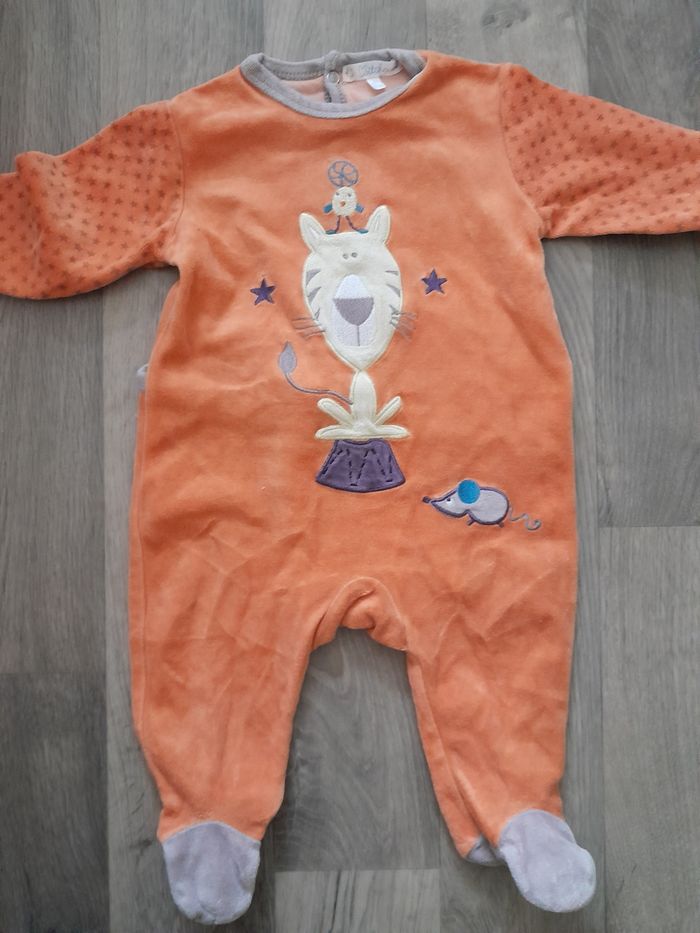 Pyjama bebe