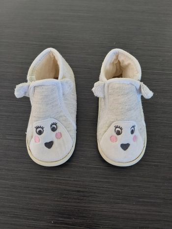 chaussons filles beiges - taille 23