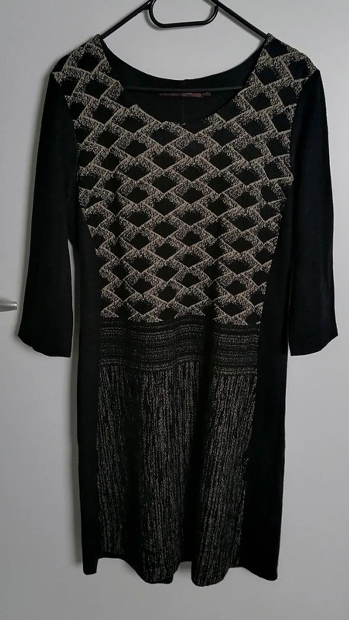 Robe d'hiver motif géométrique noir beige tendance Taille M La Fée Maraboutée - photo numéro 7