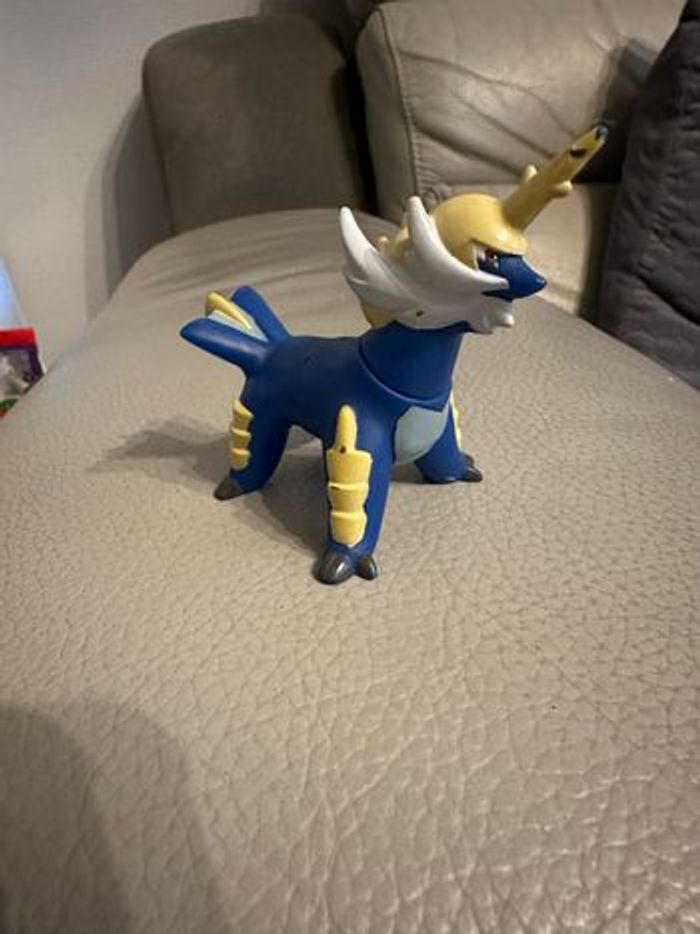 Figurine Pokémon clamiral