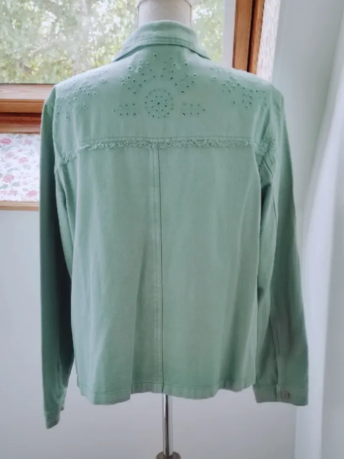 🍡 veste pistache broderie anglaise neuve avec antivol 🌱 - photo numéro 3