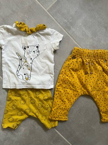 Ensemble t-shirt + 2 pantalons