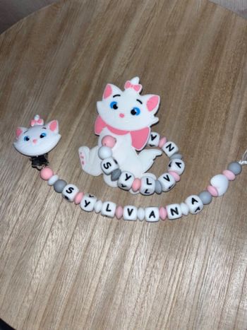 Attache tétine personnalisé