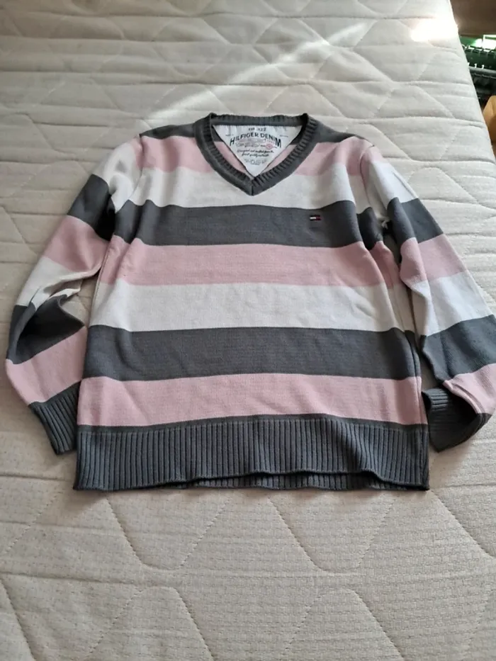 Pull fin garçon taille 8 ans