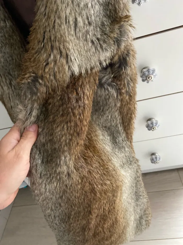 Veste sans manches fausse fourrure - photo numéro 2