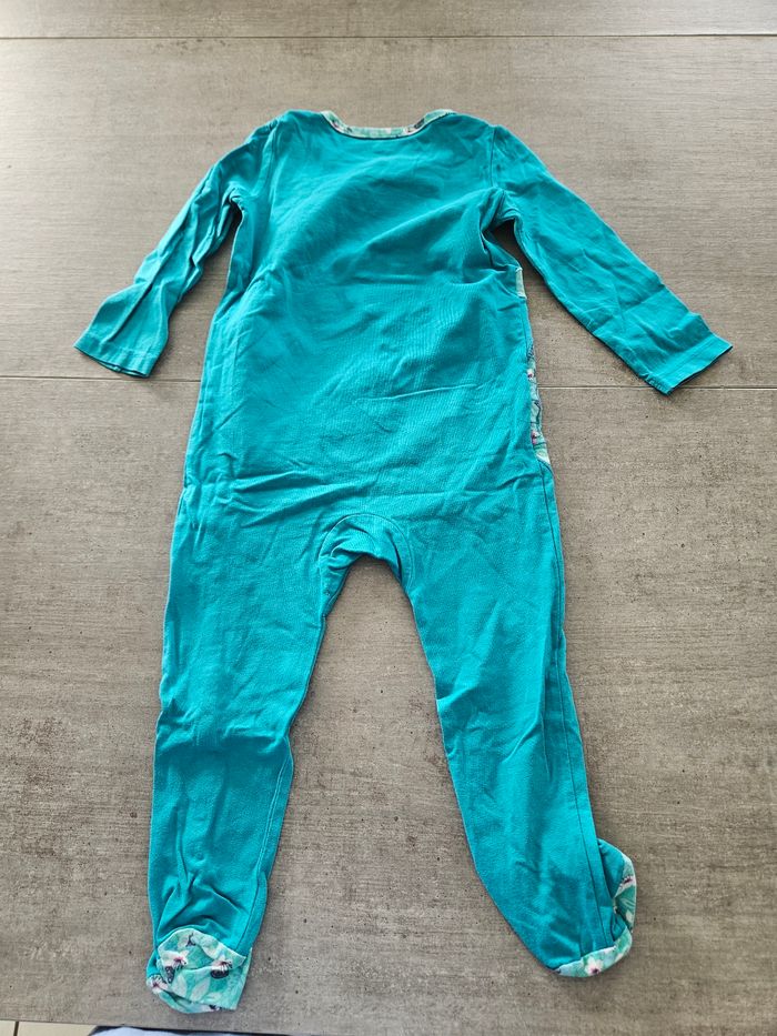 4 pyjamas - photo numéro 10
