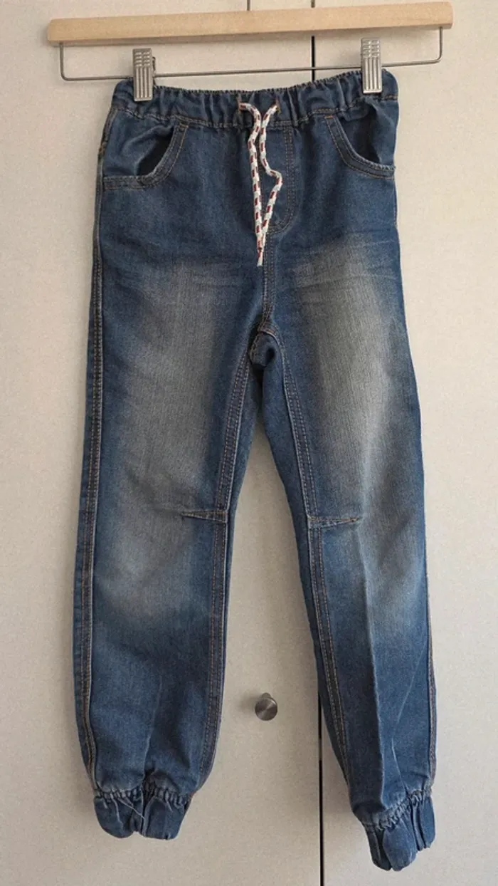 Jean taille 6 ans