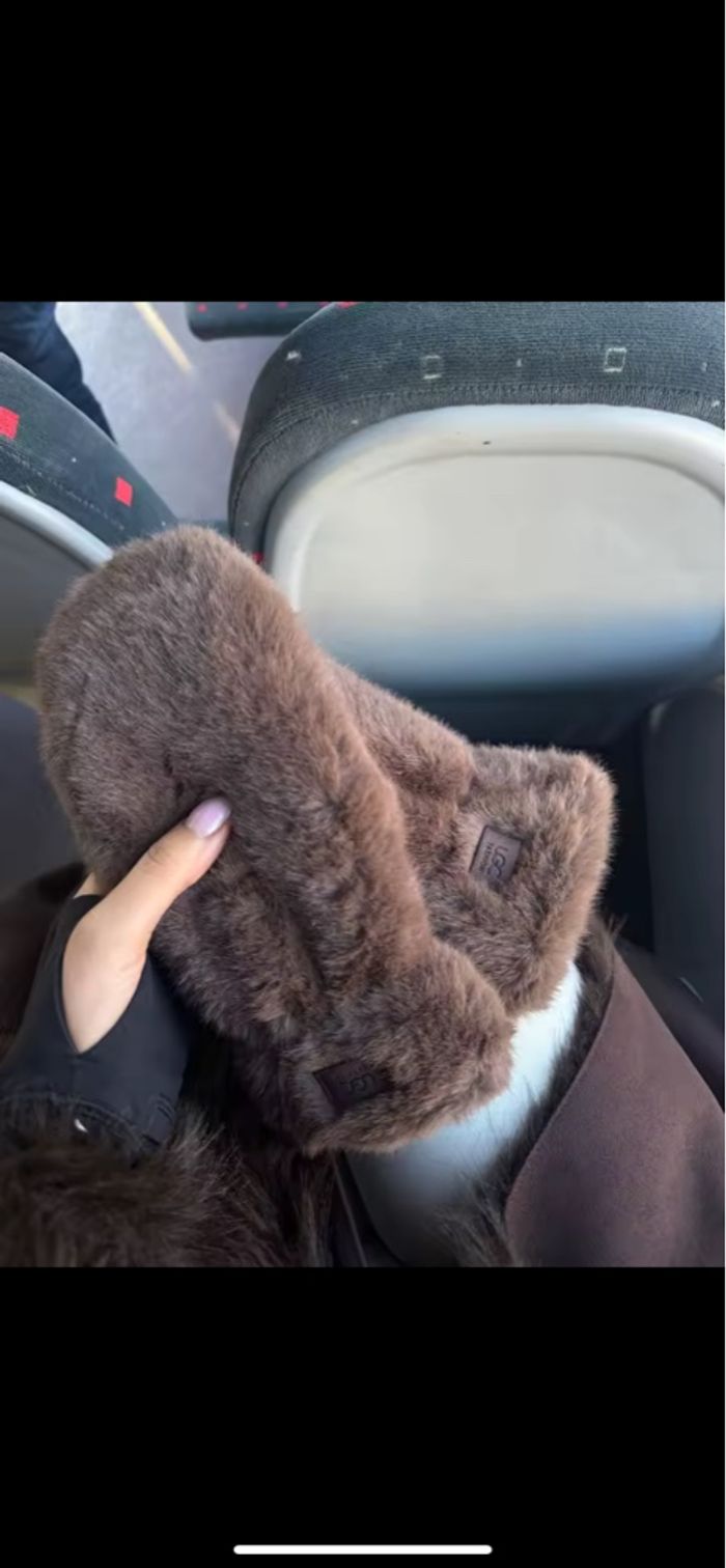 Moufles UGG - photo numéro 2