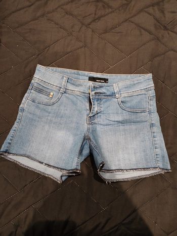 Short jean 36 (c)