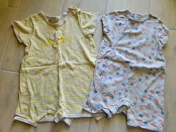 Lot de 2 combis shorts 2 ans 