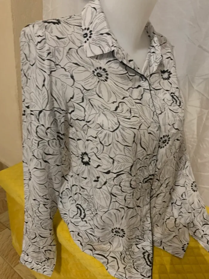 Chemise collection taille 38 100%viscose neuve - photo numéro 6